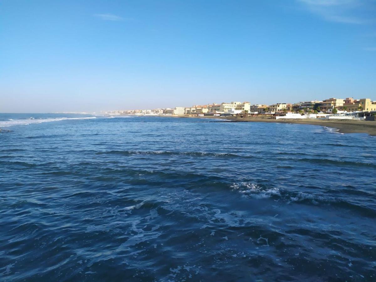 Casa Miamia Per Vacanza, Viaggi Di Lavoro E Smartworking Lido di Ostia Exterior photo